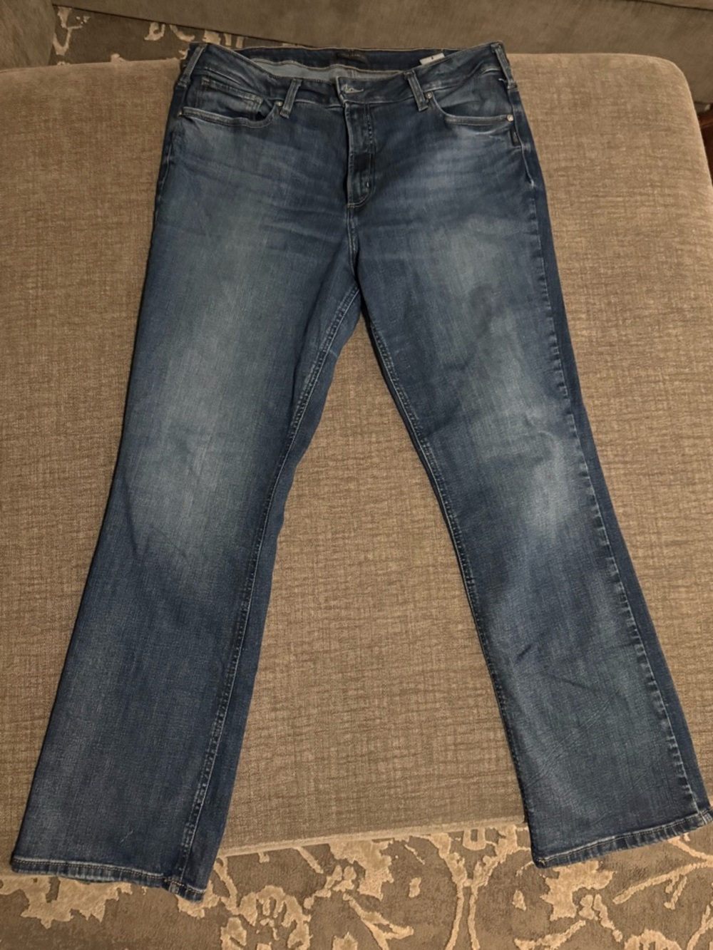 Silver Jeans light blue denim jeans